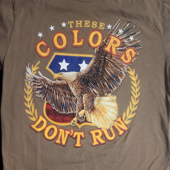 TShirt - Picture 4 of 4